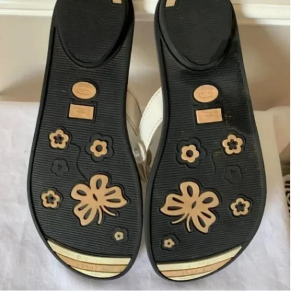 Buster Brown Girl's Sandals White Size 4